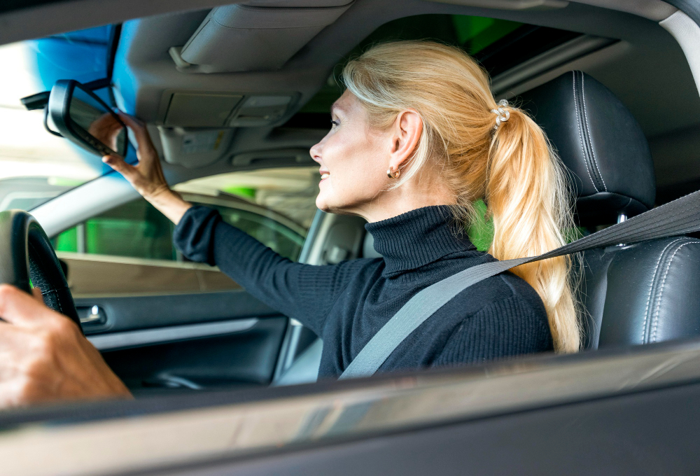 ¿Sabes cuál es la postura correcta durante la conducción?